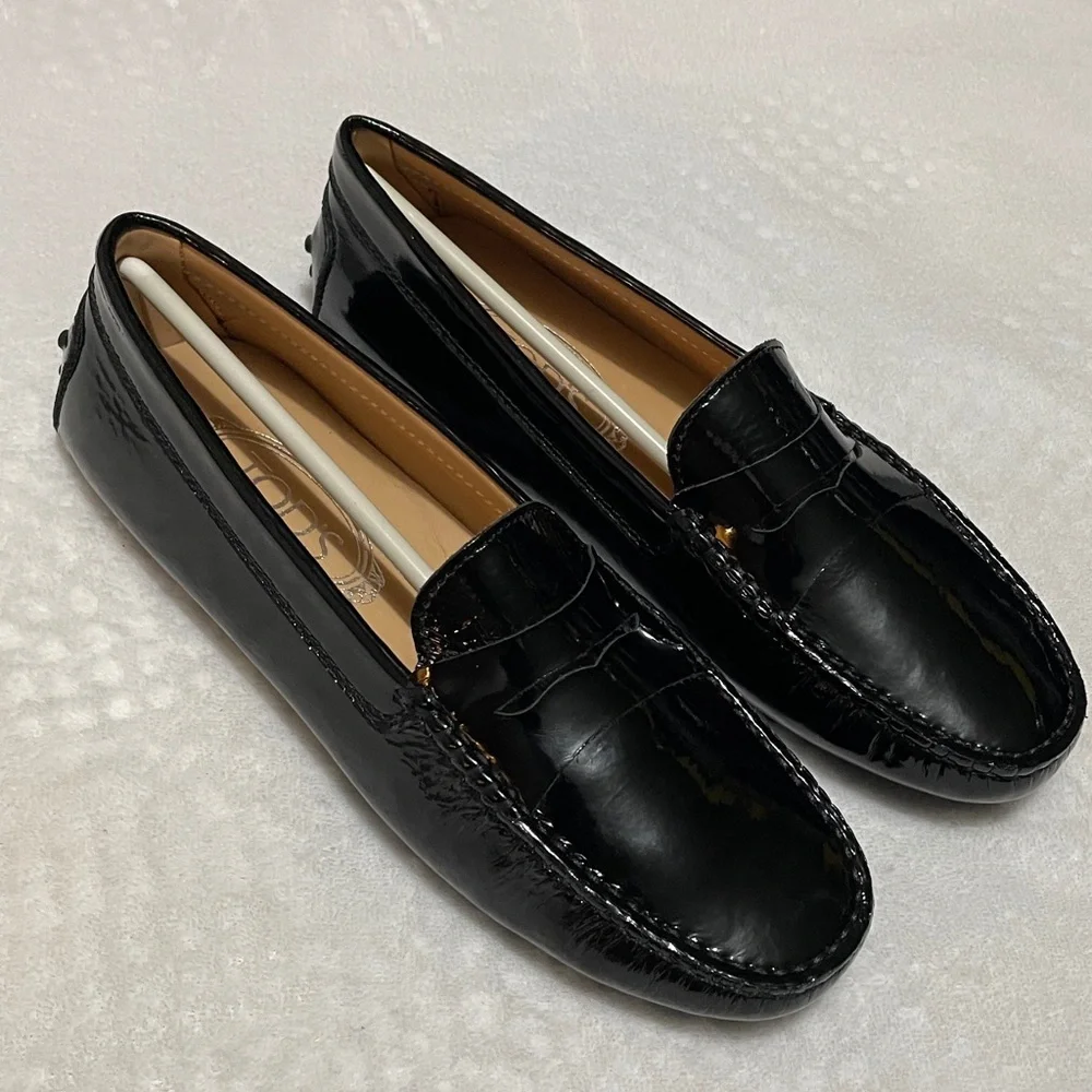 Tod’s Gommini Black Patent Leather Driver Loafers Sz EURO (38) US (8)